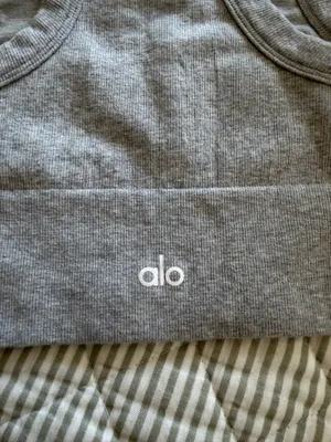 Alo Grey Tank Yoga Top thumbnail 3