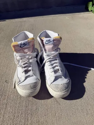 Nike Jordan Blazer Mid 77 shoes thumbnail 2