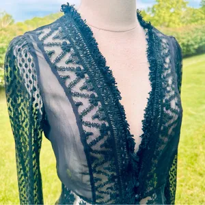 A’reve black lace sheer top Size M thumbnail 11