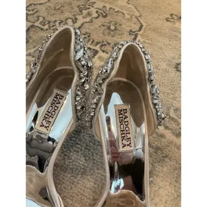 Badgley Mischka Celeste Embellished Peep Toe Heels Wedding Bridal Sz 9.5 thumbnail 11
