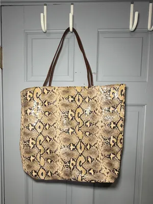 DSW Snake-Pattern Tote in Cream and Brown thumbnail 2