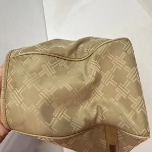 Tumi The Signature Collection‎ Beige Designer Small Nylon Travel Tote Bag thumbnail 9