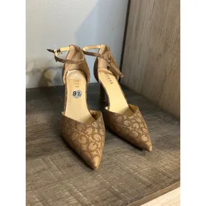 GUESS Monogram Logo D'Orsay Pointed Toe Ankle Strap Pumps Tan Brown Womens 9.5 thumbnail 4