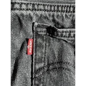 Levis 501 Black‎ Cutoff Shorts Pre OwnedJunior Size 32 thumbnail 3