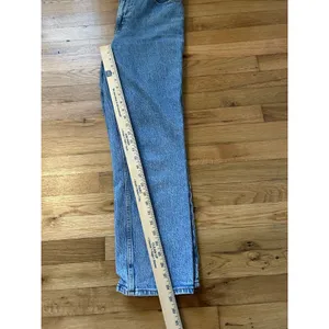 Abercrombie & Fitch Ultra High Rise 90s Straight Jeans Size 28/6S Medium Wash thumbnail 8