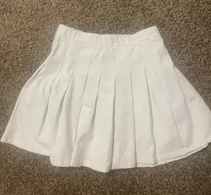 Hollister White Skirt thumbnail 1