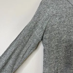Abercrombie & Fitch Ribbed‎ Sleeve Curve Hem Heather Gray Crewneck Long Sleeve thumbnail 2