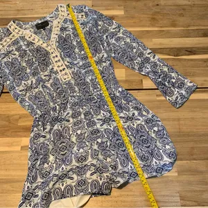 Romeo & Juliet Couture White & Blue Patterned Romper L thumbnail 5