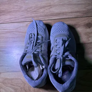New Balance Light Gray Athletic Sneakers thumbnail 8