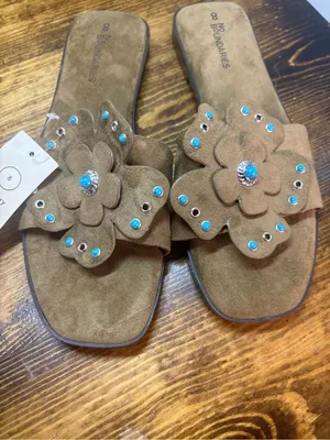 No boundaries brown flower sandals size 8 thumbnail 3