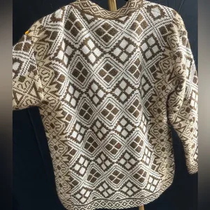 Alpaca Yarn Cardigan Sweater Made in Peru Large Knitted Button Down thumbnail 4