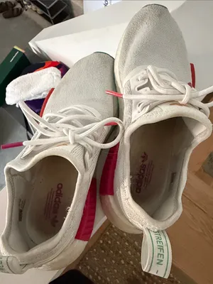 Adidas Off-White & Pink NMD_R1 Sneakers thumbnail 3