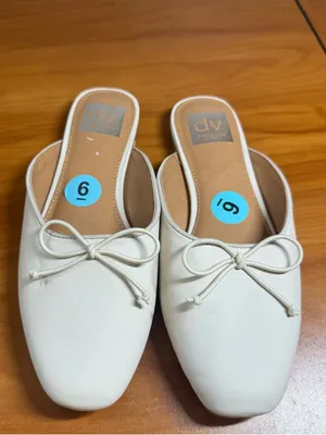 New DV Dolce Vita Misti Slip On Loafer Shoe Flat Beige Cream Bow Detail Business thumbnail 2