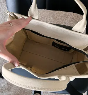 Marc Jacobs Medium Tote Bag thumbnail 3