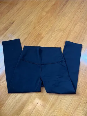Lululemon black align leggings 6, excellent condition thumbnail 7