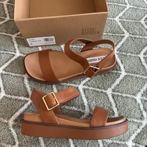 Steve Madden Sandals thumbnail 4