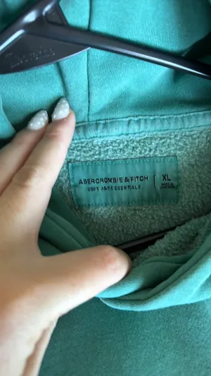 Abercrombie hoodie thumbnail 2