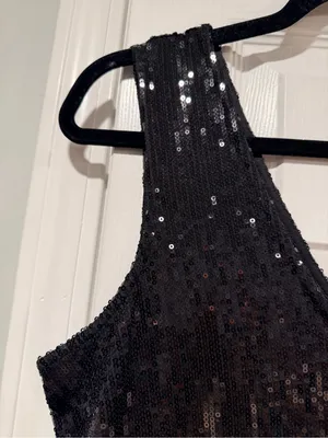 NWOT Venus Size M Black Sequin Tank Top V-Neck Sleeveless Party Cocktail Holiday thumbnail 4