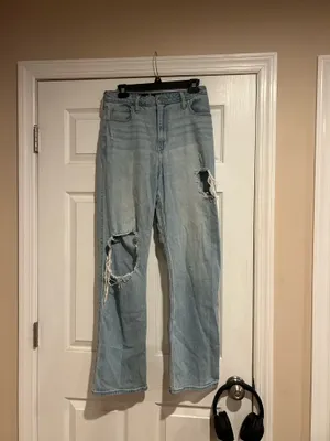 Ripped Light Wash Hollister Jeans thumbnail 2