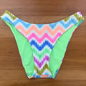 Hurley Chevron Ikat Bikini Set Multicolor Triangle Top S High Cut Bottoms M thumbnail 5