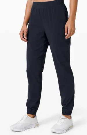 Lululemon Adapted State Jogger
True Navy size 2‎ thumbnail 1