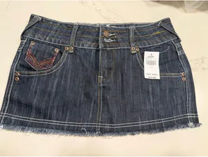 NEW DBL Denim 2 Button Flap Mini Skirt 7/8 Blue Size undefined thumbnail 1