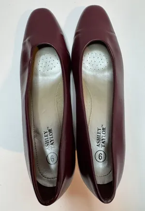 Ashley Taylor Burgundy Pumps Size 9 thumbnail 5
