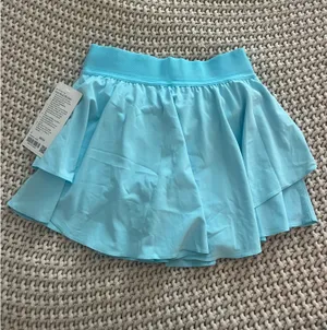 Lululemon skirt thumbnail 2