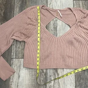 Free People Rose Pink Cropped Plunging VNeck Sweater Size Large thumbnail 14