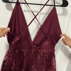 NWT Lulus A Love To Remember wine Red lace skater backless dress Medium thumbnail 3
