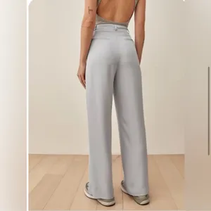 NWT‎ Reformation Jordana Pant size 0 thumbnail 2