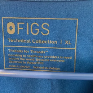 Figs Technical Collection Women’s Size XL Blue Color Scrub Top thumbnail 2