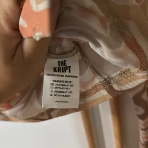 The Kript Women's Swirl Pattern Button-Up Top thumbnail 2