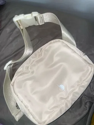 Parelel Everywhere Belt Bag 1L, White Opal thumbnail 2