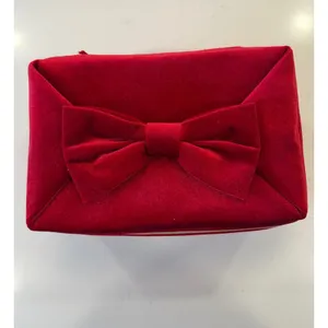 Estée Lauder Red Velvet‎ Bow Train Case Double Zip Cosmetic Makeup Travel Bag thumbnail 5