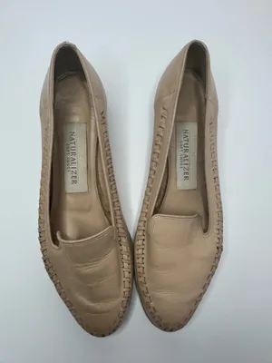 Naturalizer Light Beige Soft Loafers Size 8  thumbnail 2