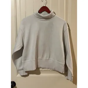 Zara Cream Cropped Turtleneck Sweatshirt thumbnail 2