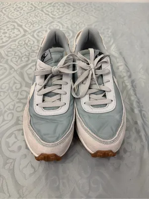 Nike Women's Pale Blue and White Retro Runner Sneaker thumbnail 3