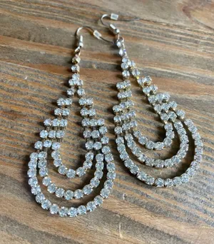 Charming Charlie Gold Strass Drop Statement Earrings thumbnail 3