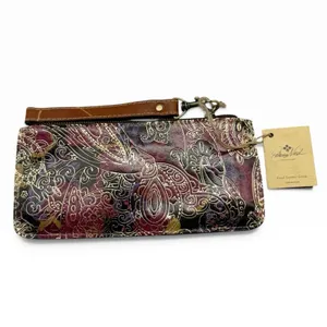 NWT Patricia Nash Metallic Tooled Lace Leather Clutch Wristlet Dark Paisley Zip thumbnail 2