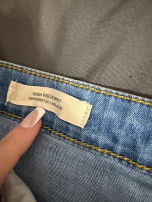 Universal Threads Jeans thumbnail 4