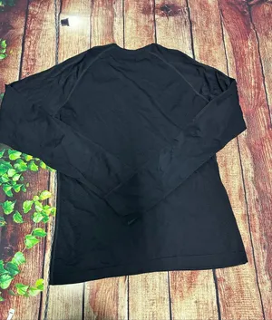 Figs Seamless Long Sleeve Black Crew Neck Shirt Size L thumbnail 5