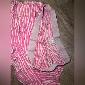 Vintage Y2K AERO Aeropostale pink short shorts M thumbnail 3