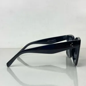 Square Black Sunglasses UVA/UVB thumbnail 11