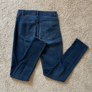 H&M Dark Washed Denim Skinny Jeans thumbnail 4