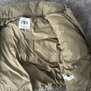 Zara Green Puffer Jacket thumbnail 3