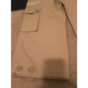 Gap Women's Khaki Capri Pants Zip & Button Pockets Casual Wear Size 2 thumbnail 7