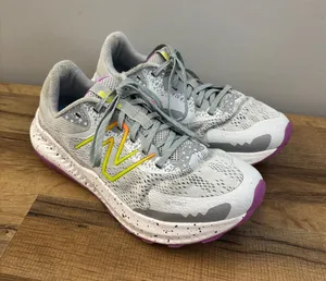 New Balance DynaSoft Nitrel V5 Quartz Grey Cosmic Rose Trail Running Shoes thumbnail 1