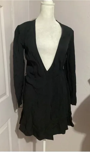 Sunday Best Aritzia Black Wrap Mini Dress Long Sleeve V-Neck Ruffle Hem 2XS thumbnail 1