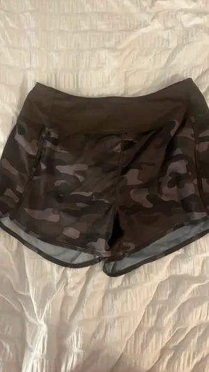 camo shorts Green Size M thumbnail 2
